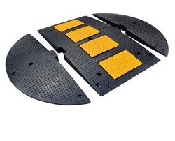 The Importance of Reflectors on Rubber Speed Bumps